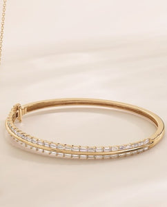 14 Karat Yellow Gold Lab-Grown Diamond Bangle Bracelet