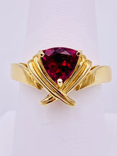 Load image into Gallery viewer, 14 Karat Yellow Gold Trillion Shaped Raspberry Rhodolite Garnet Ring
